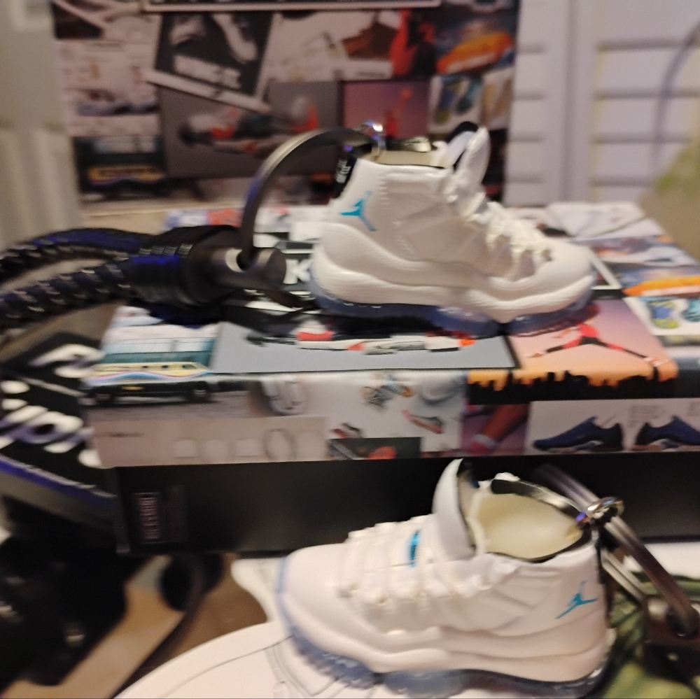 Jordan 11 Legend Blue Sneakers Keychain